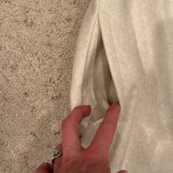 Shacket - Picture 3 of 4